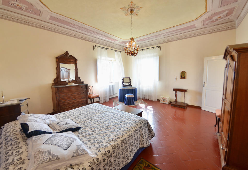 Villa Buonaparte 圣米尼亚托 客房 照片