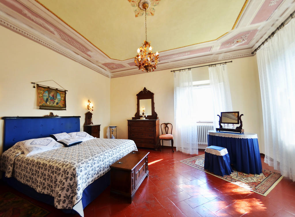 Villa Buonaparte 圣米尼亚托 客房 照片